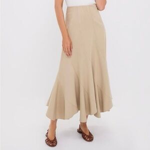 Tuckernuck Tan Skirt Size Large